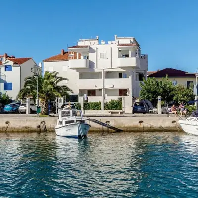Apartments by the sea Rogoznica - 12820