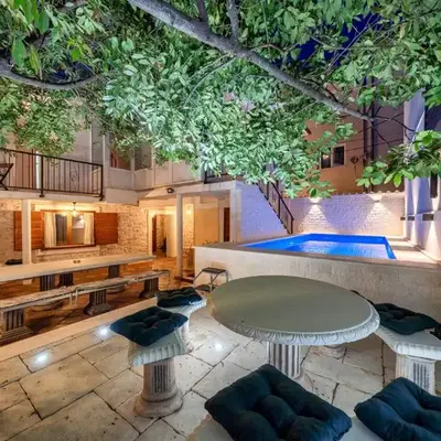 Heritage Residence in Center with pool