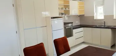 Kuhinja ili čajna kuhinja u objektu Apartments Mia Bilo