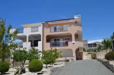 Zgrada u kojoj se nalazi apartman