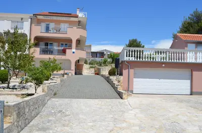 Zgrada u kojoj se nalazi apartman