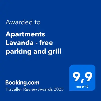 Certifikat, nagrada, logo ili neki drugi dokument izložen u objektu Apartments Lavanda - free parking and grill