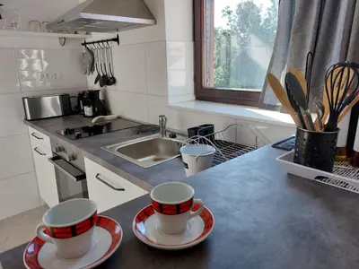 Kuhinja ili čajna kuhinja u objektu Apartments Lavanda - free parking and grill