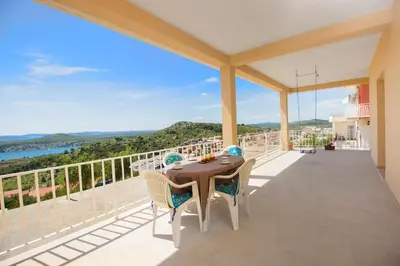 Balkon ili terasa u objektu Bulat Sea View Apartments