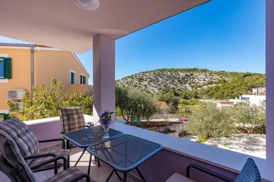 Pogled na planine ili pogled na planine iz apartmana