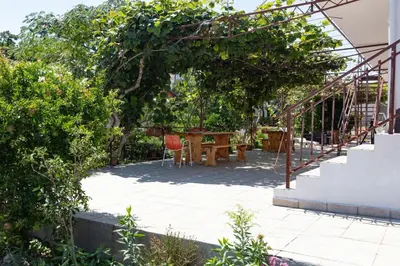 Vrt u objektu Apartments with parking space Pirovac, Sibenik - 13263