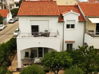 Zgrada u kojoj se nalazi apartman