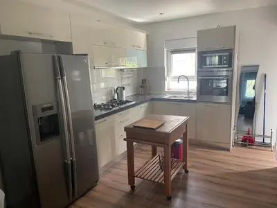 Kuhinja ili čajna kuhinja u objektu Apartments Desire