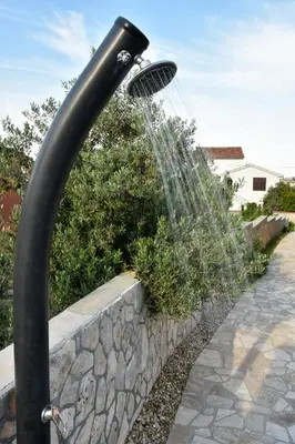 Vrt u objektu Apartmani Nataša Nino Jezera, Murter