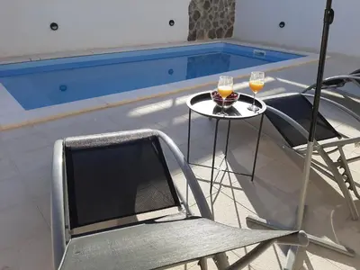 Bazen u objektu Apartman Manuela ili u blizini