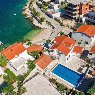 Apartments Bisernica