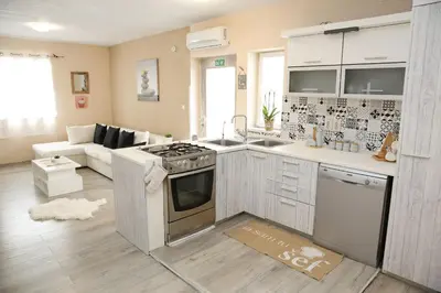Kuhinja ili čajna kuhinja u objektu Apartment Tina