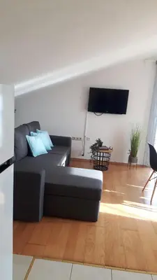TV i/ili zabavni centar u objektu Apartments Vahovec Vodice