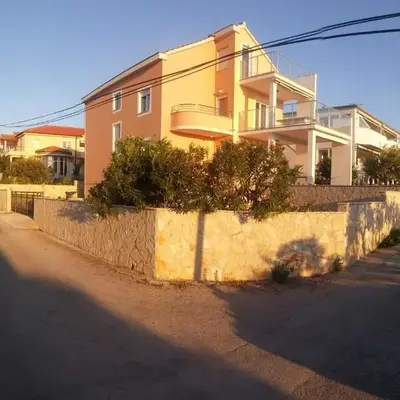 Apartments by the sea Razanj