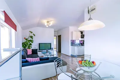 Kuhinja ili čajna kuhinja u objektu Apartments with parking space Bilice, Krka - 13545