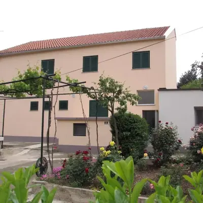 Rooms with a parking space Sibenik - 13739