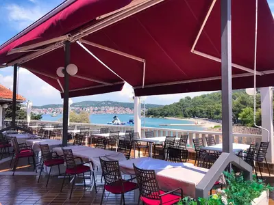 Bazen u objektu M&L Mobile Home ili u blizini