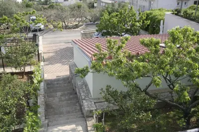 Vrt u objektu Apartmani Huljev