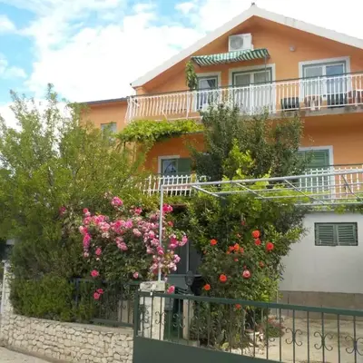 Holidays Svetin Apartments
