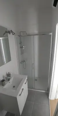 Kupaonica u objektu APARTMAN ERCEGOVIĆ