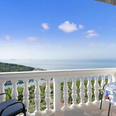 One-Bedroom Apartment In Primosten