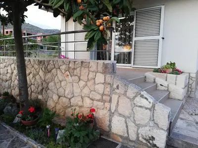 Zgrada u kojoj se nalazi apartman