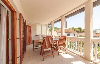 Balkon ili terasa u objektu Two-Bedroom Apartment In Pirovac