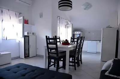 Kuhinja ili čajna kuhinja u objektu Apartman Melinda