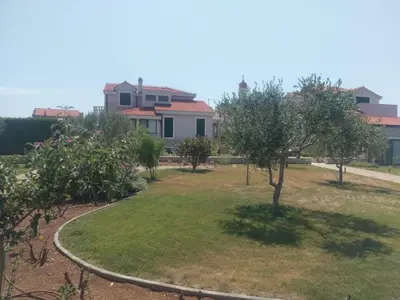 Vrt u objektu Apartment Lucija