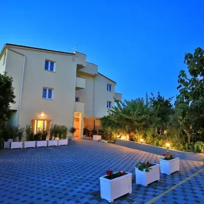 Apartments & rooms Stella Adriatica