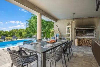 Bazen u objektu Villa Tonka with private pool near Krka ili u blizini