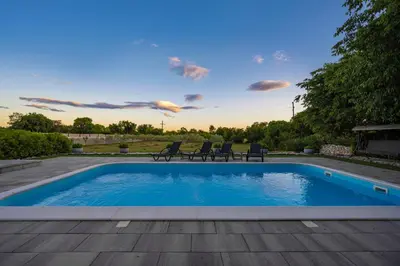 Bazen u objektu Villa Tonka with private pool near Krka ili u blizini