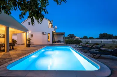 Bazen u objektu Villa Tonka with private pool near Krka ili u blizini