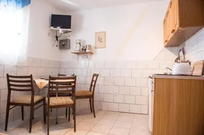 Kuhinja ili čajna kuhinja u objektu Apartments Ljubica