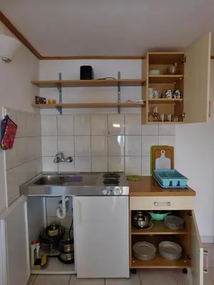 Kuhinja ili čajna kuhinja u objektu Charming apartment Karlo