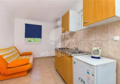 Kuhinja ili čajna kuhinja u objektu Apartments Iva