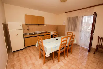 Kuhinja ili čajna kuhinja u objektu Apartments and rooms Porto