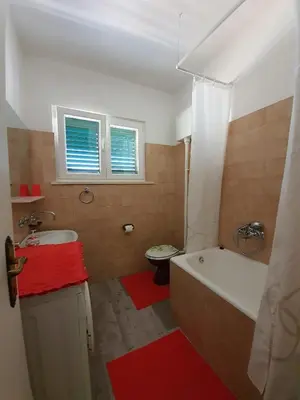 Kupaonica u objektu Apartments Plavica