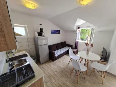 Kuhinja ili čajna kuhinja u objektu Apartments Durda