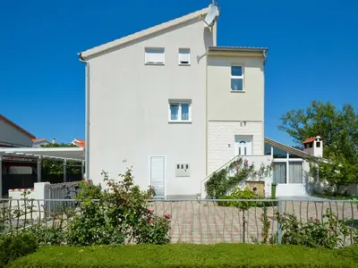 Zgrada u kojoj se nalazi apartman
