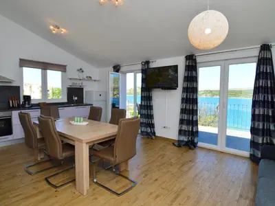 TV i/ili zabavni centar u objektu Apartment Lavanda-2 by Interhome