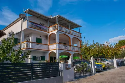 Zgrada u kojoj se nalazi apartman