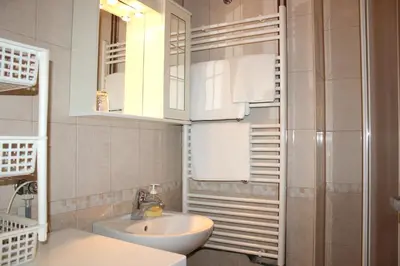 Kupaonica u objektu Apartmani Jolic