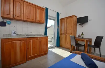 Kuhinja ili čajna kuhinja u objektu Apartments Mara