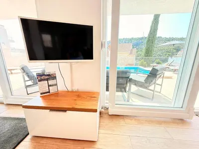 TV i/ili zabavni centar u objektu Luxury Villa Emily