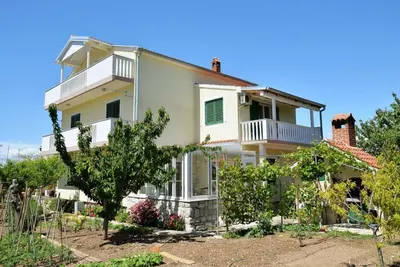 Zgrada u kojoj se nalazi apartman