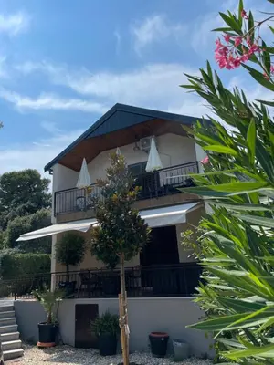 Zgrada u kojoj se nalazi apartman