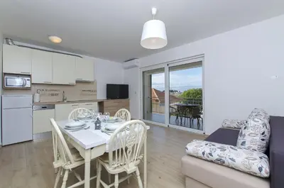 Kuhinja ili čajna kuhinja u objektu Apartments Sanja