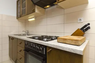 Kuhinja ili čajna kuhinja u objektu Apartments Karmela