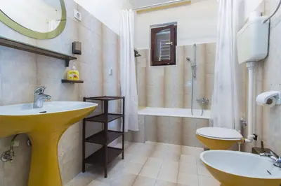 Kupaonica u objektu Apartments Slavica